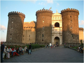 File source: http://commons.wikimedia.org/wiki/File:Neapol_Castel_Nuovo.JPG